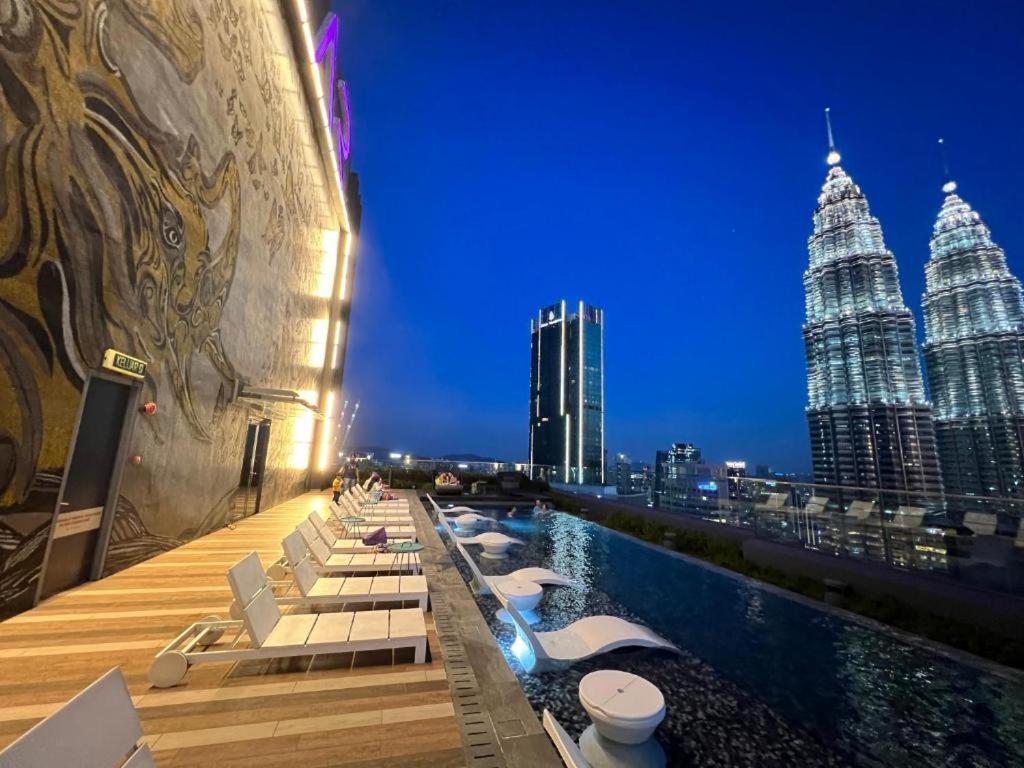 Star Holiday Sky Pool Klcc Kuala Lumpur Exterior foto