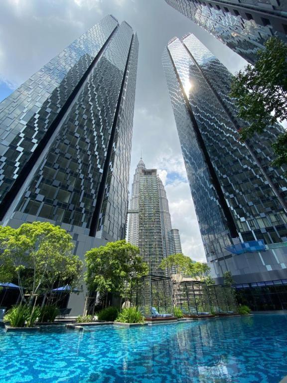 Star Holiday Sky Pool Klcc Kuala Lumpur Exterior foto