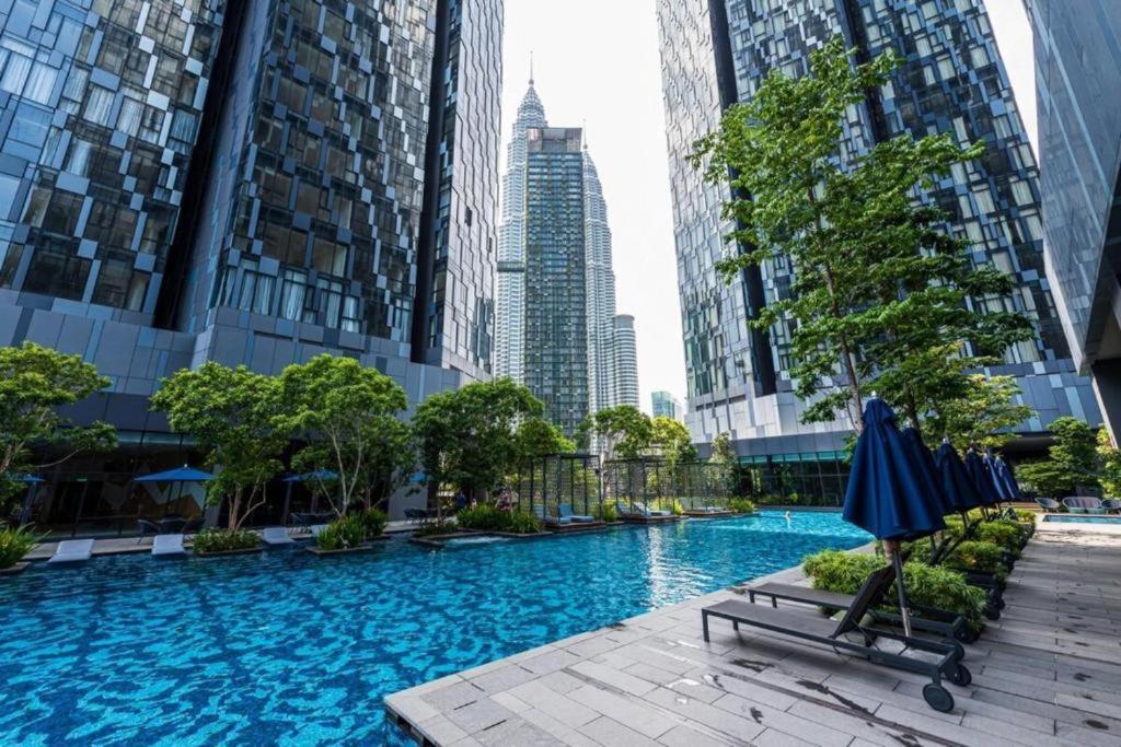 Star Holiday Sky Pool Klcc Kuala Lumpur Exterior foto