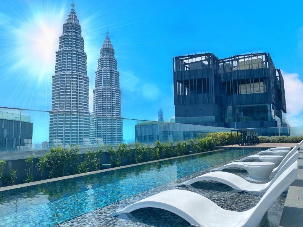 Star Holiday Sky Pool Klcc Kuala Lumpur Exterior foto