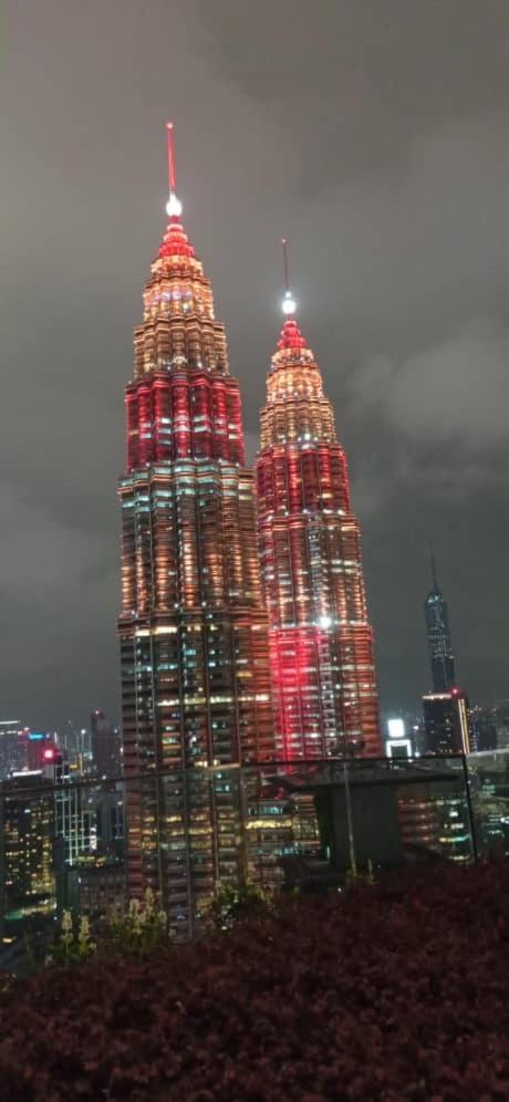 Star Holiday Sky Pool Klcc Kuala Lumpur Exterior foto
